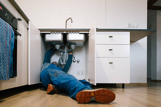 Professional Drain Cleaning technician working in Ducor, CA
